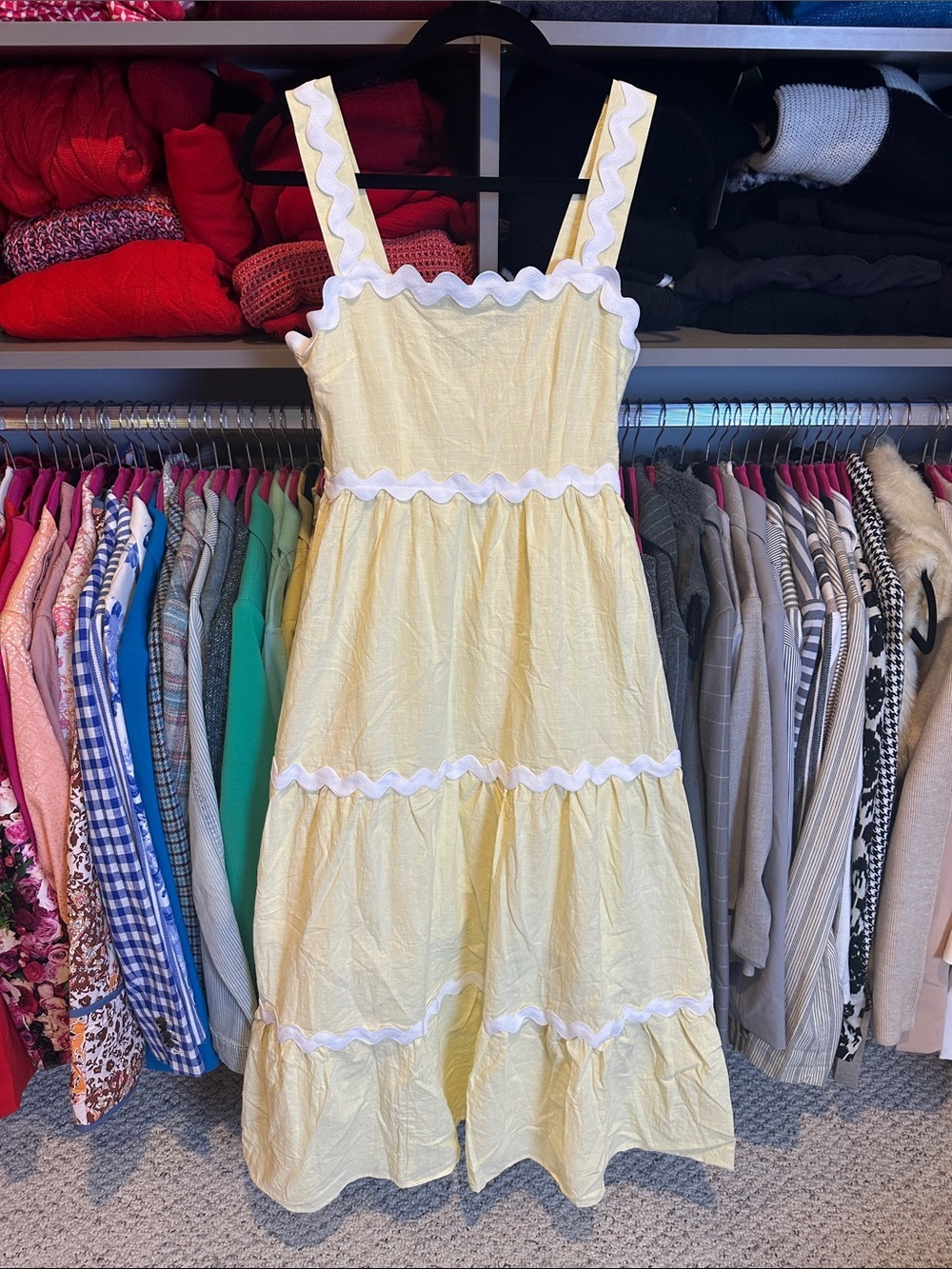 She + Sky yellow/white scallop detail smocked sleeveless lined midi dress S NWT